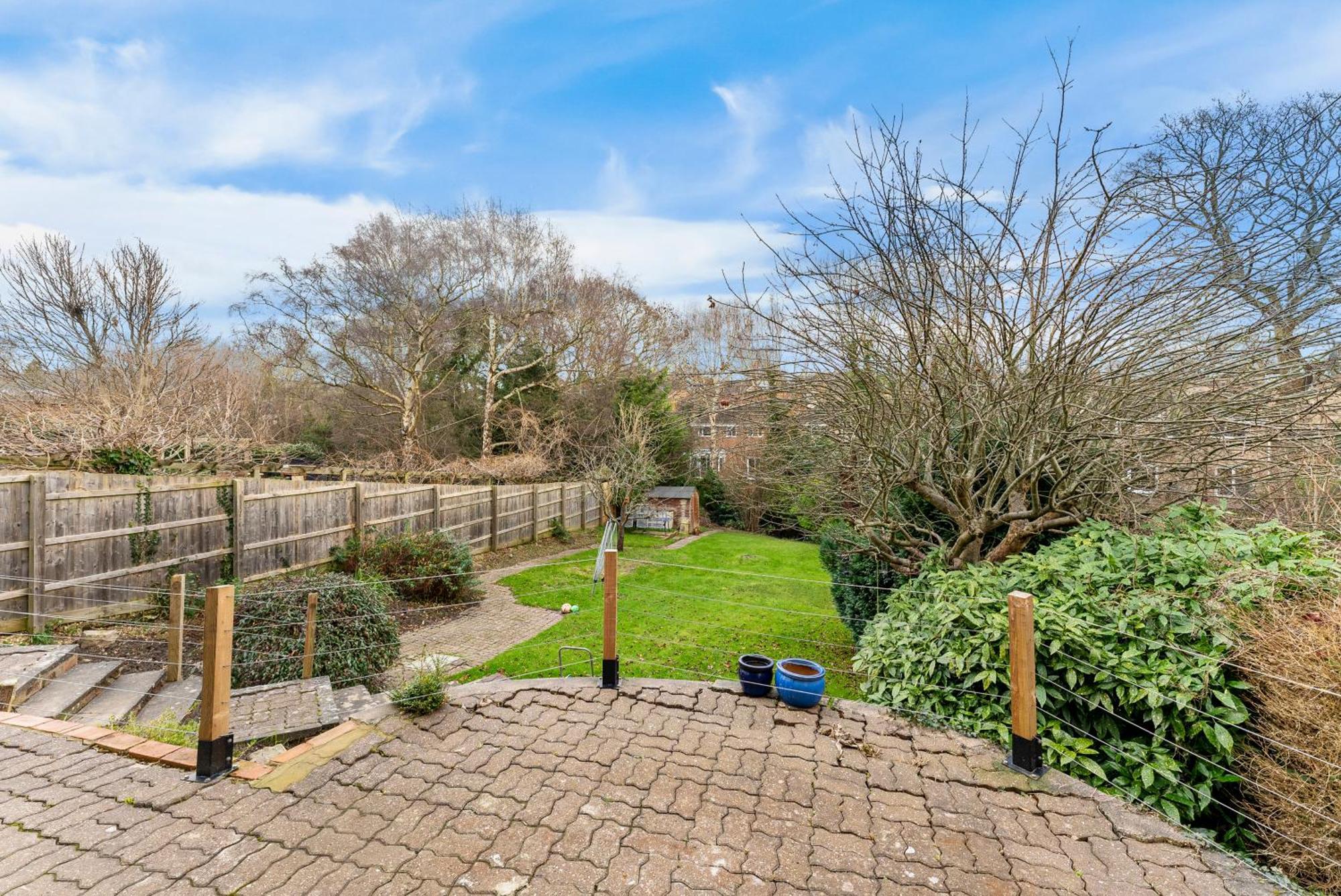 Elegant Retreat In Cheltenham - Garden & Parking Included Buitenkant foto
