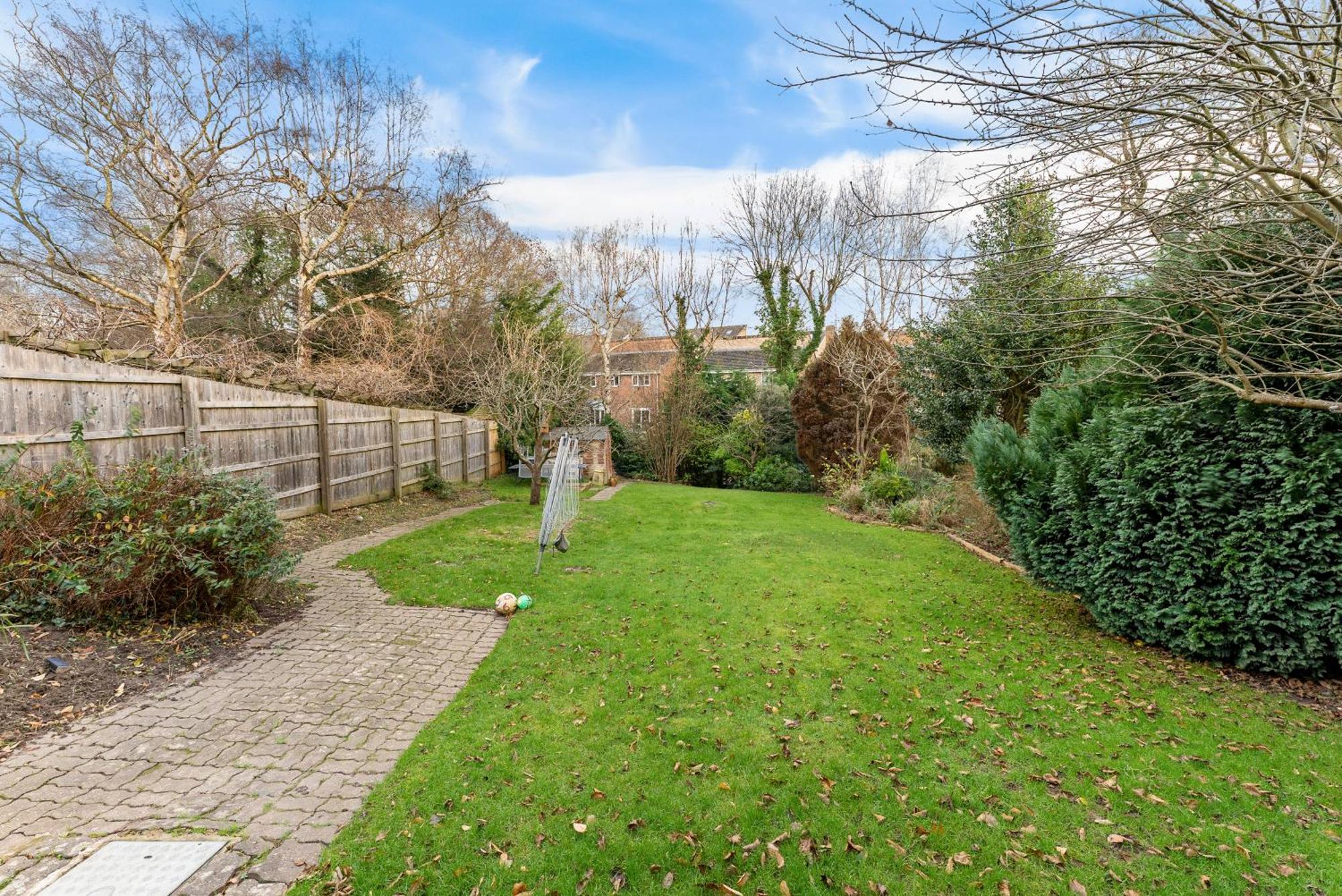 Elegant Retreat In Cheltenham - Garden & Parking Included Buitenkant foto